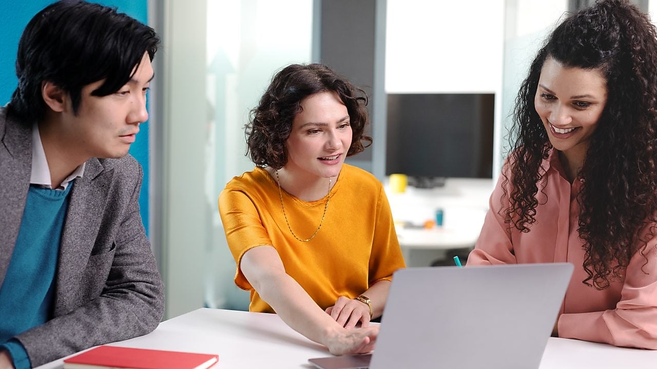 colleagues having a meeting