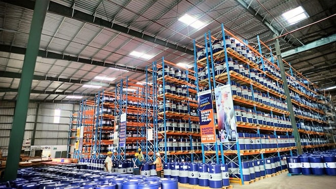 Shell completes acquisition of Raj Petro Specialities, strengthening its lubricants portfolio and customer base