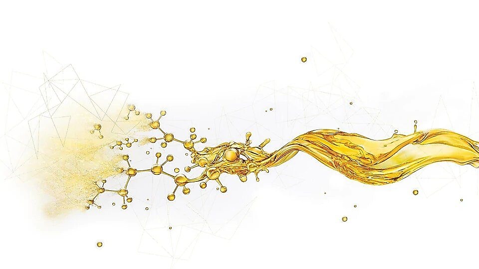 Oil splash breaking into small components