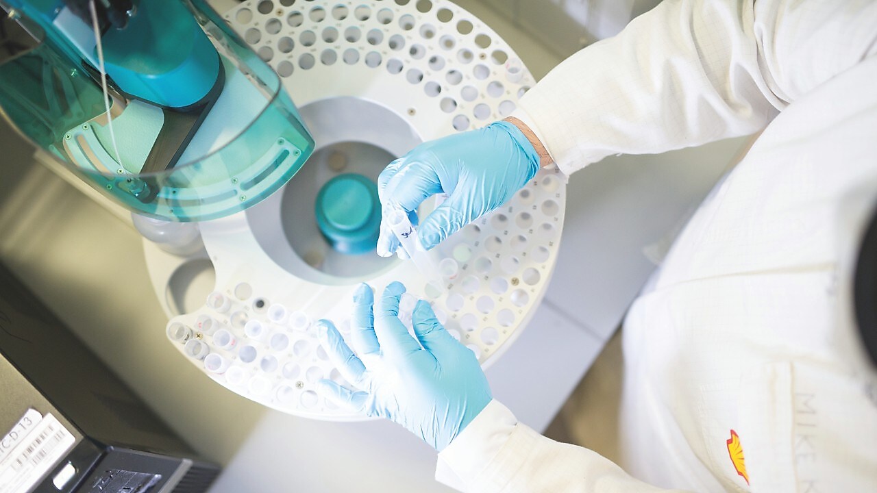 Mineral oil free animal vaccine adjuvant