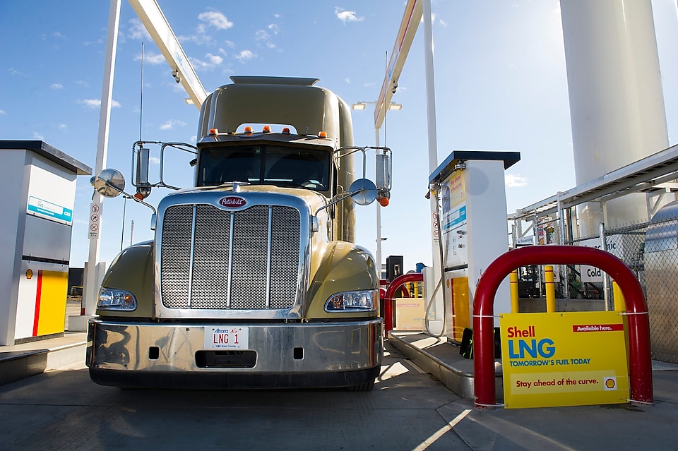 A truck getting ready to fuel at Shell's LNG fuelling station