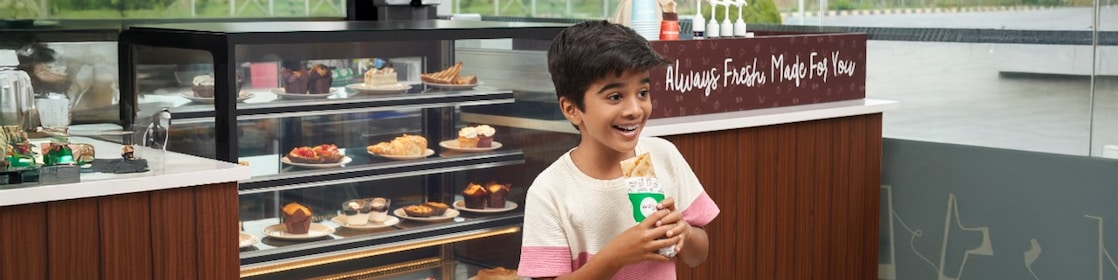 Food and beverages from deli2go at Shell station